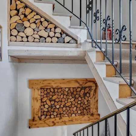 Directly In The Hochkoenig Ski Area Apartment *
